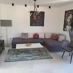 Infresh House * Szybenik
